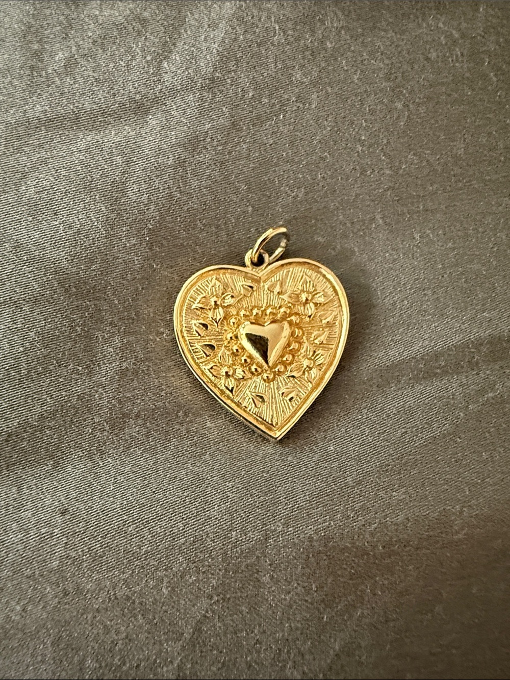 Heart Floral Pendant Necklace Charm- 1982 Orphan Anne Open Heart Necklace